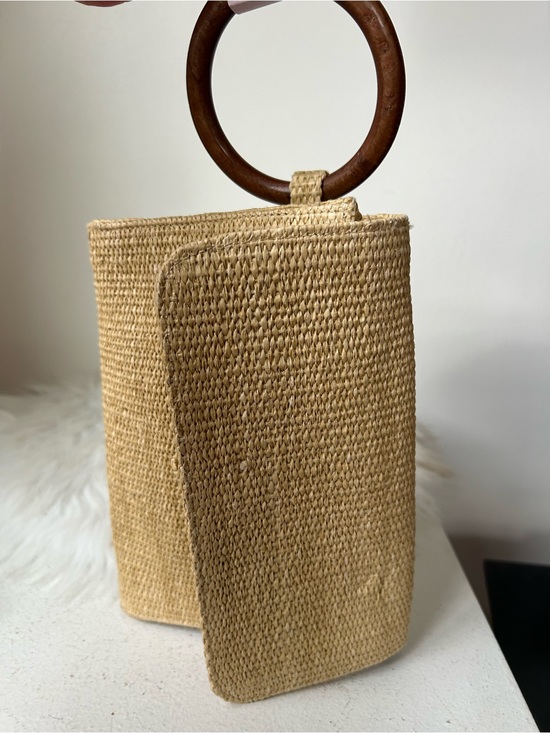 Handbags - Woven Straw Wristlet Bag with Wooden Ring Handle - Natural new